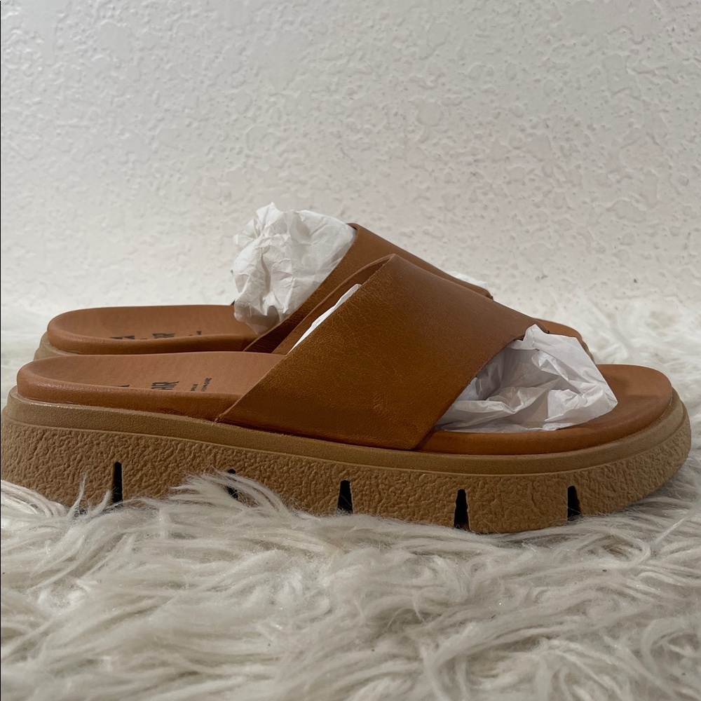 Cougar Ponyo Brown Slip On Sandals Size 8 Made In Spain NEW - Picture 4 of 13